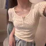 U-neck Floral Short Sleeve TeeOutfit