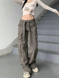 Pocket-Detail Vintage Cargo Jeans- Outfit