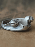 Vintage Frog Design Cuff Ring- Outfit