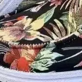 New Fashionable Canvas Shoes Tie Colors In Front Of The Printed Round Head, And The Lady Pedals Lazy