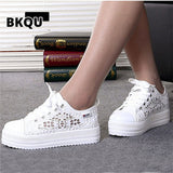 Women Shoes 2022 Fashion Summer Casual Ladies Shoes Cutouts Lace Canvas Hollow Breathable Platform Flat Shoes Woman