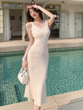 Zingj The Summer Of 2024, She Wore A Sling Vest Dress And A French-Style Fishtail Knitted Dress With