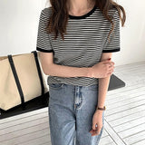 Vintage Short Sleeve T Shirt Women 2022 Summer Korean Fashion T-shir Soft Tops Tshirts Casual O Neck Tee Shirt