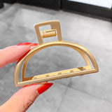 Woman Metal Hair Claws Hair Accessories Chic Barrettes Hair Clips Hairpins Ladies Hairgrip Headwear Girls Ornaments