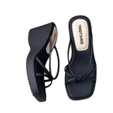 Beach Looks Good Black Slope And Flip-Flops Women's Summer Wear 2025 New With Skirt Thick Bottom Cold