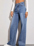 Cat-Beard Monkey Wide-Leg Jeans Woman-Outfit