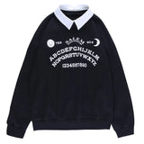 Loose sweatshirt with removable collarOutfit