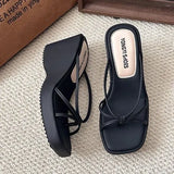 Beach Looks Good Black Slope And Flip-Flops Women's Summer Wear 2025 New With Skirt Thick Bottom Cold