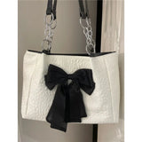 Aesthetic Bow Large Capacity Canvas Shoulder BagOutfit