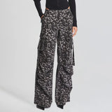 Zingj And Summer 2024 New Leopard Print Multi-Pocket Decorative Design Feel Tooling Denim Casual Pants