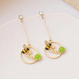 Bee EarringsOutfit