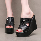 Leather Slope And Slippers Women Wearing Fashion Pine Cake Thick Bottom Fitting Room A Word Drag Anti-Slip High And Cow Skin Cold