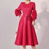 Three-Home Folds Solid-Colored Fashion Hand Embroidered Belted Elegant