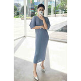 Folds 2025 New High-Grade Solid-Colored Round Collar Folded Dress Loose Fashion Comfortable Casual
