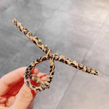 Woman Metal Hair Claws Hair Accessories Chic Barrettes Hair Clips Hairpins Ladies Hairgrip Headwear Girls Ornaments