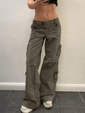 Buttoned Straight-Leg Cargo Jeans- Outfit