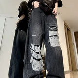 Retro Distressed Patch Ripped Design Niche Ripped JeansOutfit