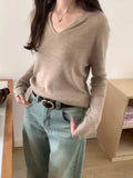 V-Neck Long-Sleeved Bottomed Shirt A Soft Waxy Loose Casual Blouse Is Worn In The New Autumn