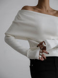 Women's Fall/Winter 2025 Long-Sleeved Knitted Bottom Shirt With A Word Of The Shoulder Sex-Repair And Exposed