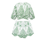 Women's Embroidery Sclum Brying V-Neck Shorts 2731267