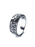 Gothic Eye Ring- Outfit
