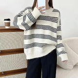 Zingj / Winter 2023 Wear A Lazy Round-Neck Top With Striped Knit And Fufu Sweater-Outfit