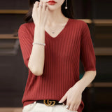 Zingj The Summer Of 2023, Women's Knit Short Sleeve Korean V-Neck Solid Color T-Shirt And A Pit Top-Outfit