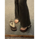 Sandals Women 2025 Summer New Fashion Retro Flat Bottom Beach Shoes
