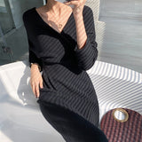 Women's Autumn Winter New Retro Temperament V-neck Sexy Backless Slim Knitted