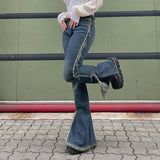 Low-waisted Raw Edge Flared JeansOutfit