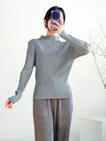 Folded Women's Clothing New Simple Classic Long-Sleeved Top Lady High-End Wrinkle Bottom Shirt