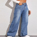Cat-Beard Monkey Wide-Leg Jeans Woman-Outfit