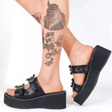 Products In Autumn 2025 New Bat Round Head Pine Cake Thick-Solle Fashion Sandals Slippers