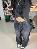 Vintage Black Wash Boyfriend Jeans-Outfit