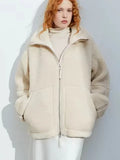 Women's Autumn And Winter Fashion Colliding Splicing Lead Resin Zipper To Keep Warm Imitation Lamb