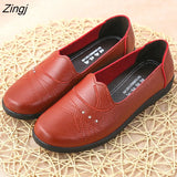 Women Flat Shoes Leather Casual Loafers Female Fashion Slip On Moccasins Mother Shoes Comfort Ladies