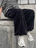 Vintage Baggy Cargo Jeans- Outfit