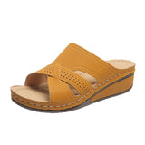 Cool Drag Woman Wearing Mom Shoes Sandals Slope And Retro Hollow Slippers