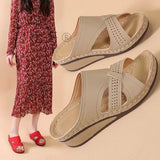 Cool Drag Woman Wearing Mom Shoes Sandals Slope And Retro Hollow Slippers