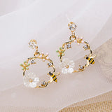 Bee EarringsOutfit