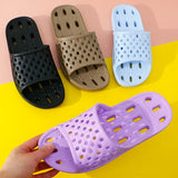 Men Slippers New Hollow Bathing Soft Slippers Non-Slip Bathroom Platform Women Slipper Mute PVC Flip Flops Zapatos