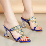 New High-Heeled Sandals Are Sexy And Fashionable In Gold In Summer, Wearing Thick Heels And Diamond-Encrusted Slippers In Middle