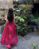 Zingj / Summer 2023 Berry Red Vacation Pleated Sleeveless Atmosphere Temperament Elegant Waist Sling Long