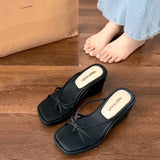 Beach Looks Good Black Slope And Flip-Flops Women's Summer Wear 2025 New With Skirt Thick Bottom Cold
