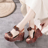 Version Of The Retro Large-Size Sandals Women's New Flowers With Slope And Cool