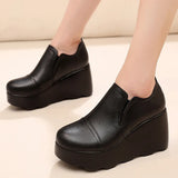A Foot Pedaled Women's Shoes Thick Sole Waterproof Slope Heel Single Shoes With Deep Mouth Loose Cake Shoes Ladies Round Head Casual