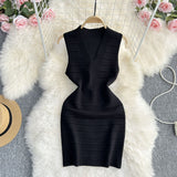Zingj Temperament Waist Slim V Collar Sleeveless Vest Knit Dress Female 2023 Summer New Show Thin Package Hip