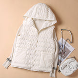 90 White Duck Down Light Down Inside The Female 2024 Autumn / Winter New Fashion Hat Wavy Grain Casual Thermal Vest-Outfit